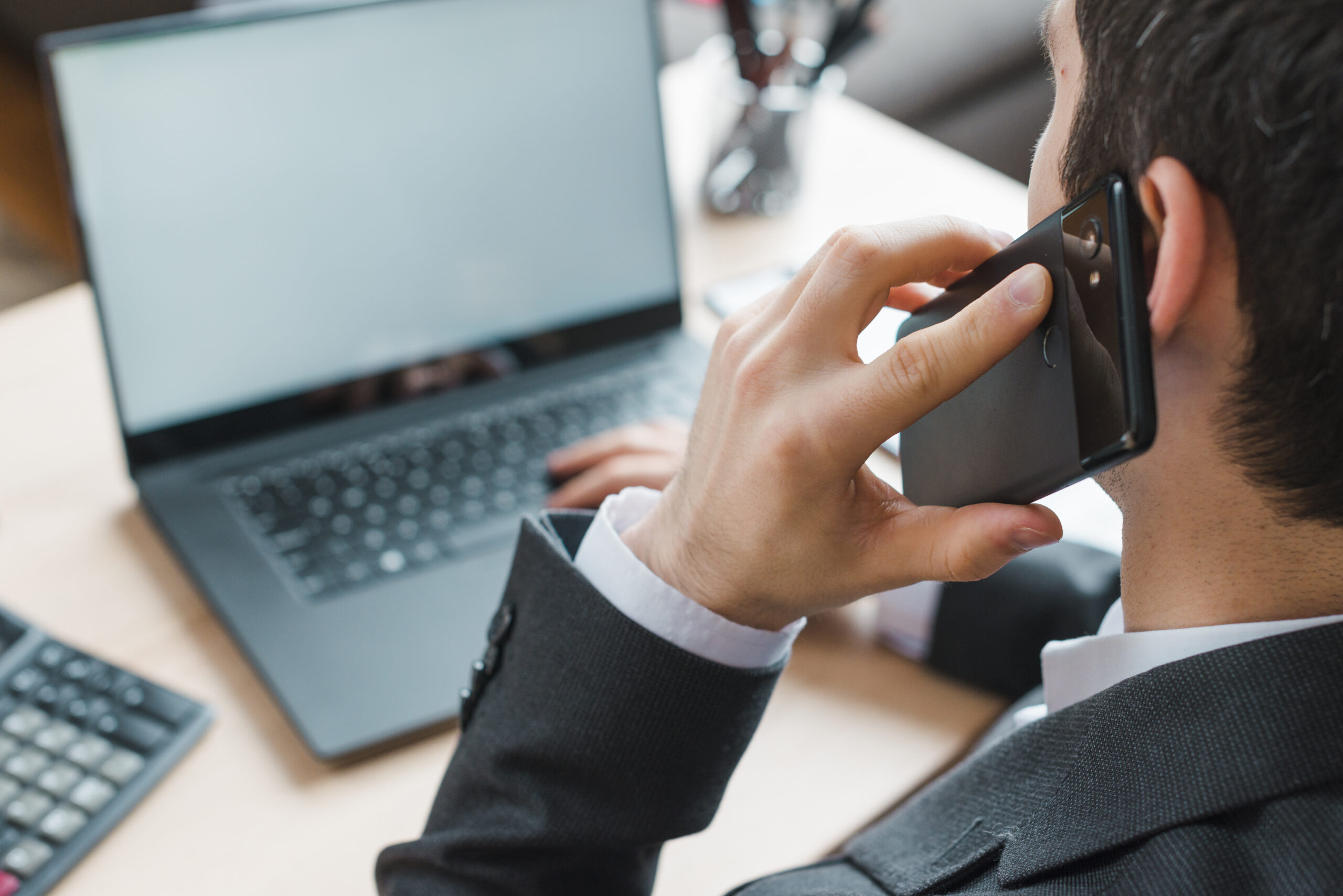 office-desktop-with-laptop-business-man